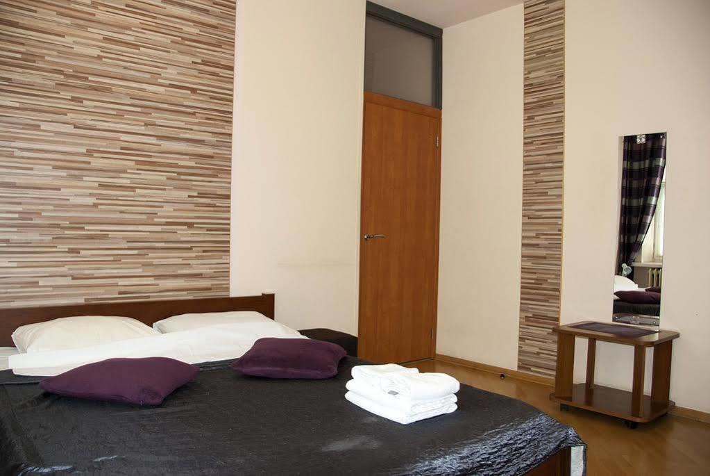 Home Hotel Apartments On Zoloti Vorota เคียฟ ภายนอก รูปภาพ