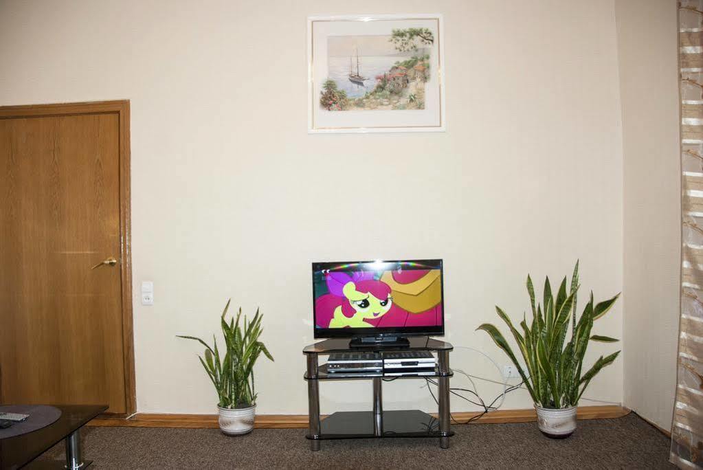 Home Hotel Apartments On Zoloti Vorota เคียฟ ภายนอก รูปภาพ