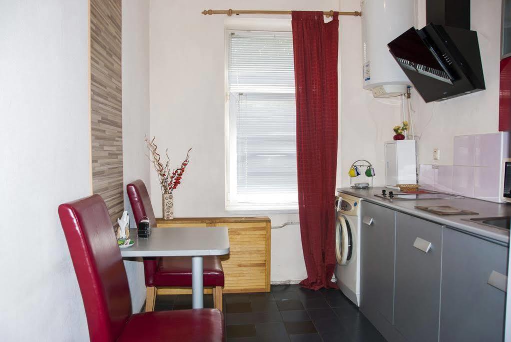 Home Hotel Apartments On Zoloti Vorota เคียฟ ภายนอก รูปภาพ
