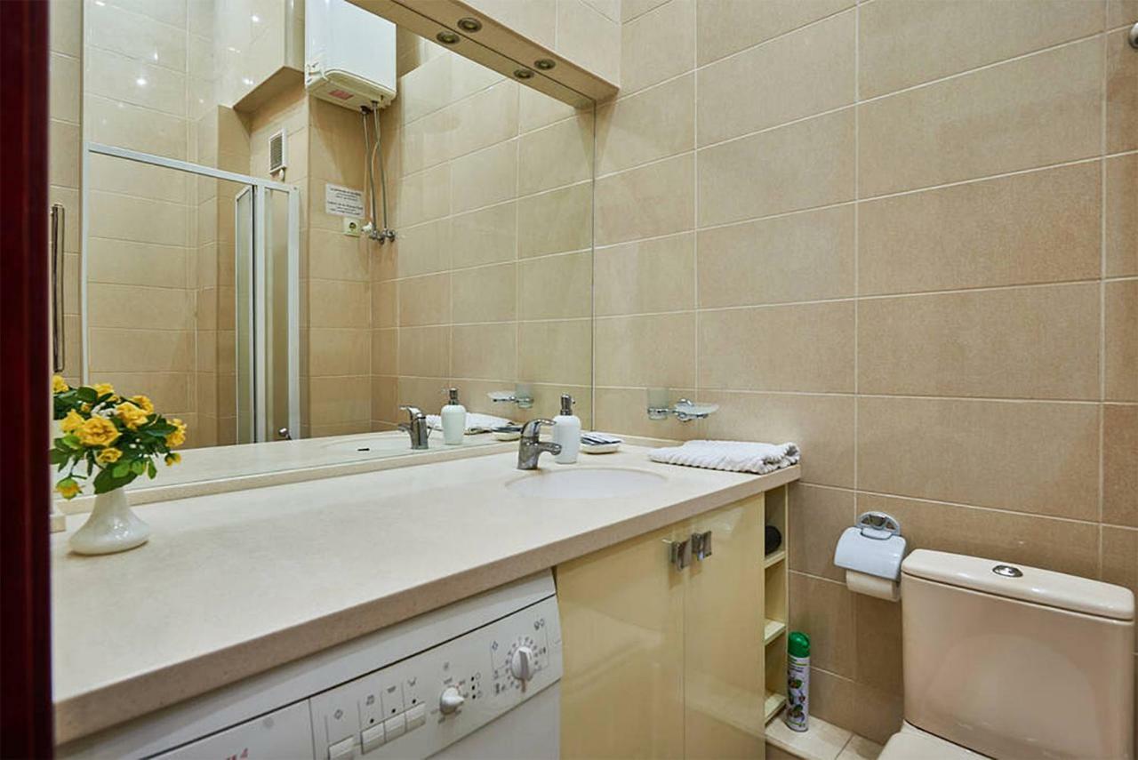 Home Hotel Apartments On Zoloti Vorota เคียฟ ภายนอก รูปภาพ